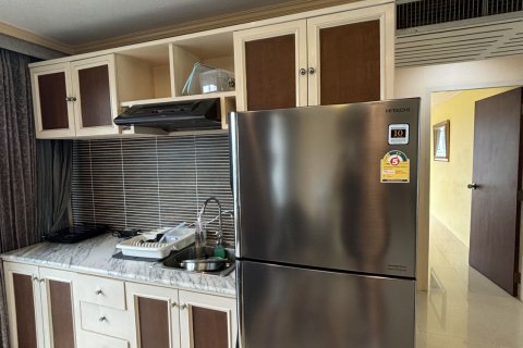 Studio dans le Condo à Watthana, Bangkok, Thaïlande  № 152754 - photo 4