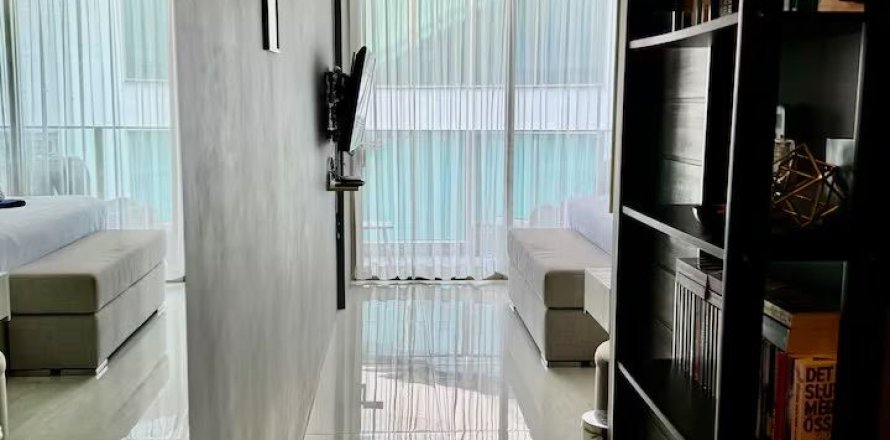 Studio dans le Condo à Kathu, Thaïlande  № 152751