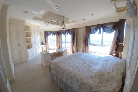 Кондоминиум с 2 спальнями в Банг-Кхо-Лаеме, Бангкок, Таиланд № 152750 - фото 3