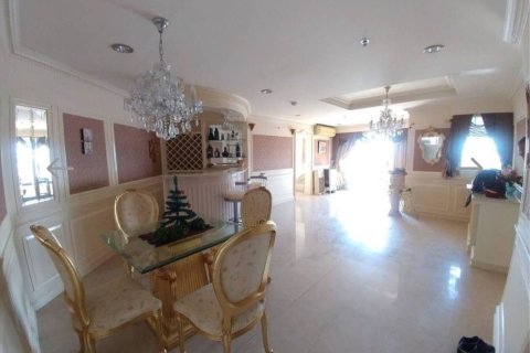 Кондоминиум с 2 спальнями в Банг-Кхо-Лаеме, Бангкок, Таиланд № 152750 - фото 4