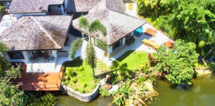 Villa on Surin Beach, Thailand 5 bedrooms № 191170