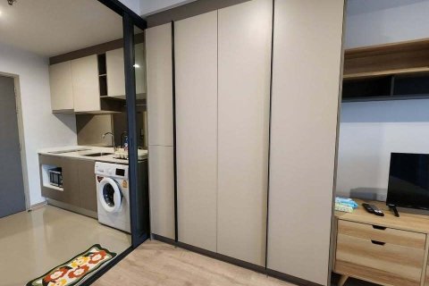 Студия в кондо в Хуай Кванге, Бангкок, Таиланд № 154269 - фото 3