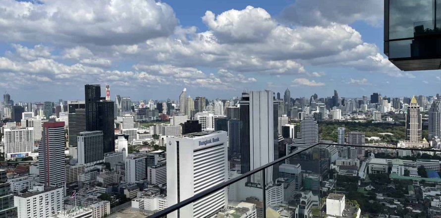 Condo in Bangkok, Thailand, 2 bedrooms  № 166494