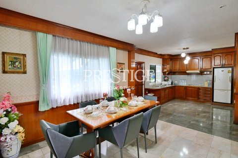 บ้านในพัทยา, ประเทศไทย 5 ห้องนอน № 198645 - รูปถ่าย 5