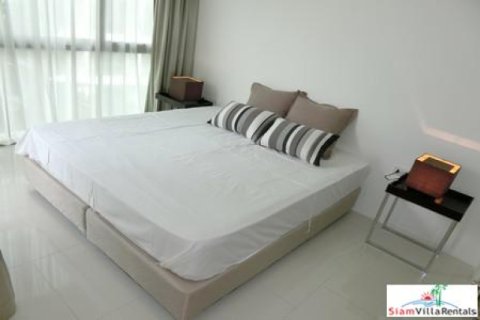 Apartment in Pattaya, Thailand 2 bedrooms № 192994 - photo 5