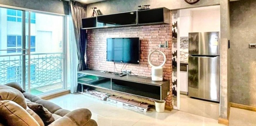 Кондоминиум с 2 спальнями в Хуай Кванге, Бангкок, Таиланд № 135181