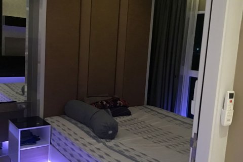 Condo on Jomtien Beach, Pattaya, Thailand, 1 bedroom  № 204143 - photo 11
