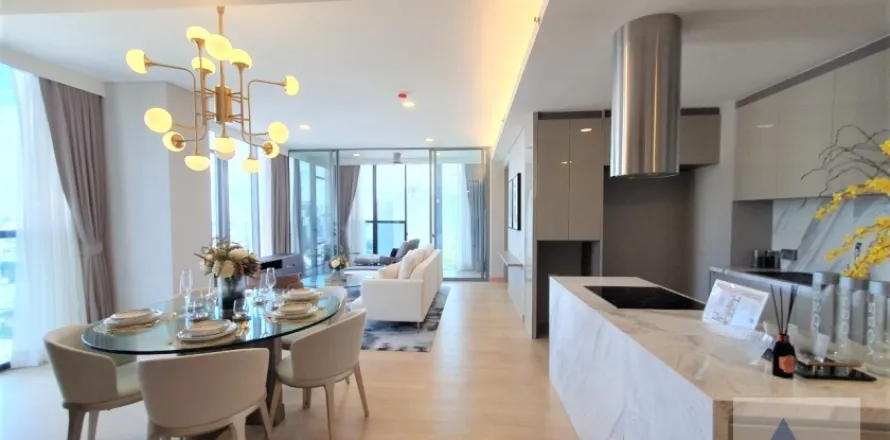 Penthouse in Khlong Toei, Bangkok, Thailand 3 Schlafzimmer № 215776