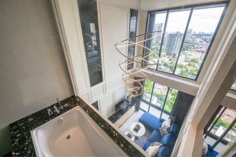 Condo à Khlong Toei, Bangkok, Thaïlande, 2 chambres  № 205311 - photo 11