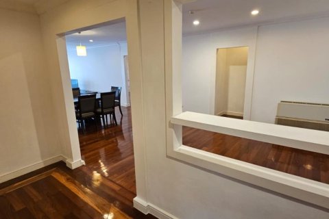 Condo à Watthana, Bangkok, Thaïlande, 3 chambres № 205310 - photo 2