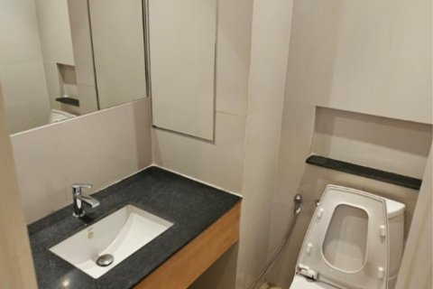 Condo à Watthana, Bangkok, Thaïlande, 3 chambres № 205310 - photo 4