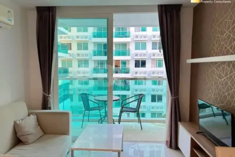 Condominio de 1 dormitorio en Jomtien Beach, Pattaya, Tailandia № 211655 - foto 2