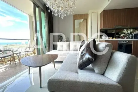 Condominio de 2 dormitorios en Jomtien Beach, Pattaya, Tailandia № 211658 - foto 2