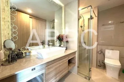 Condominio de 2 dormitorios en Jomtien Beach, Pattaya, Tailandia № 211658 - foto 6