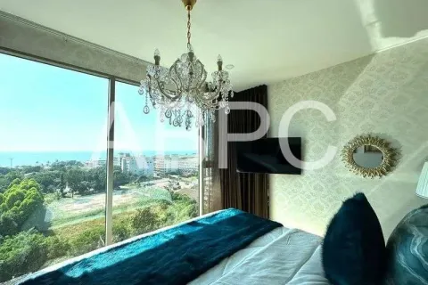 Condominio de 2 dormitorios en Jomtien Beach, Pattaya, Tailandia № 211658 - foto 8