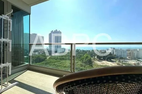 Condominio de 2 dormitorios en Jomtien Beach, Pattaya, Tailandia № 211658 - foto 12