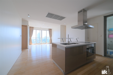 Condo in Bangkok, Thailand, 3 bedrooms  № 185088 - photo 6