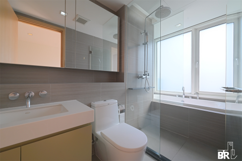 Condo in Bangkok, Thailand, 3 bedrooms  № 185088 - photo 10