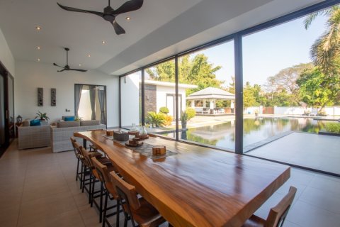 Villa in Hua Hin, Thailand 6 Schlafzimmer № 221802 - Foto 9