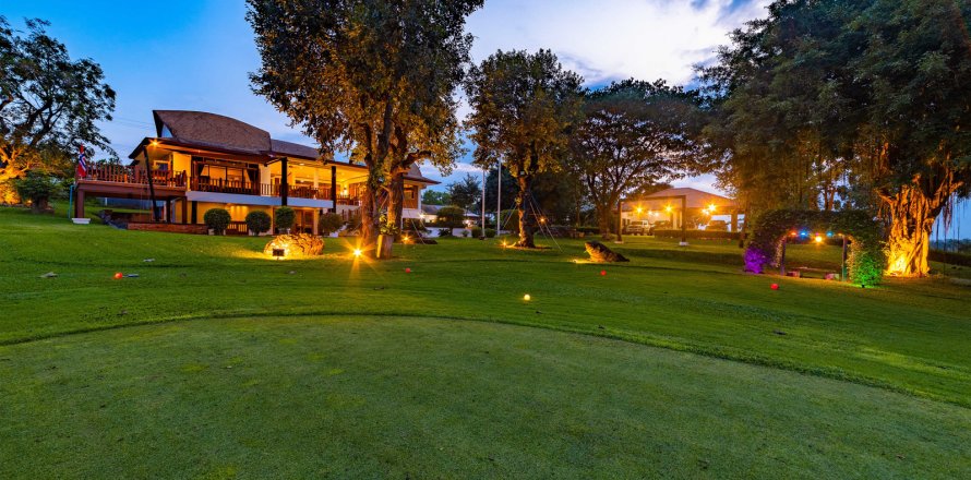 Villa in Hua Hin, Thailand 5 Schlafzimmer № 221806