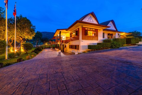 Villa in Hua Hin, Thailand 5 Schlafzimmer № 221806 - Foto 3