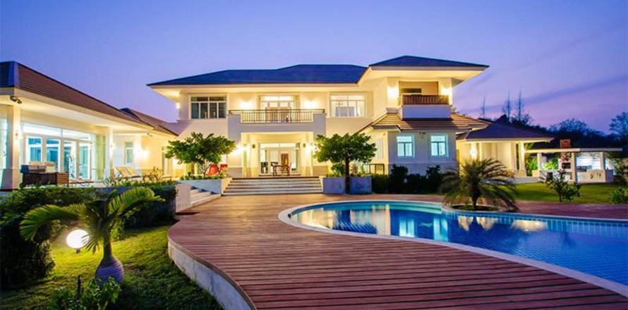 Villa in Hua Hin, Thailand 5 Schlafzimmer № 221804