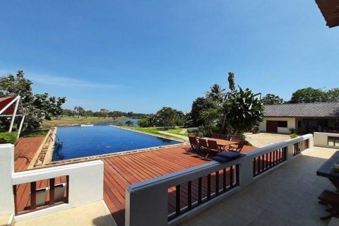 Villa in Cha-am, Thailand 9 Schlafzimmer № 221805 - Foto 4