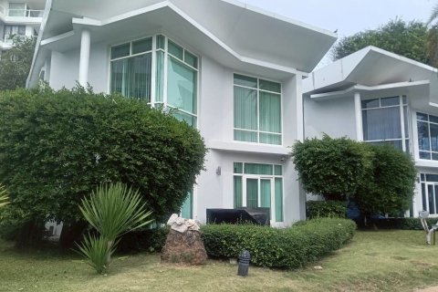 Villa in Hua Hin, Thailand 3 bedrooms № 152843 - photo 2