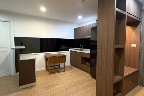 Condo in Prawet, Bangkok, Thailand, 2 bedrooms  № 152842 - photo 17