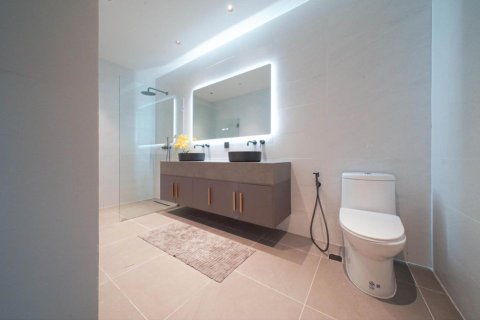 House in Pattaya, Thailand 5 bedrooms № 157717 - photo 12