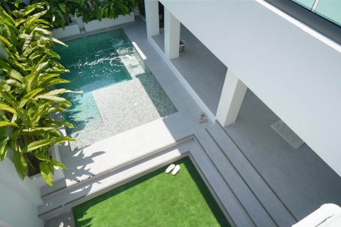 House in Pattaya, Thailand 5 bedrooms № 157717 - photo 9