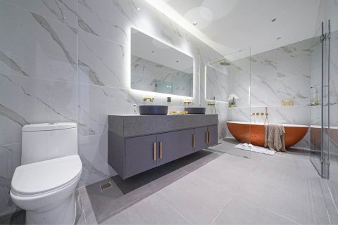 House in Pattaya, Thailand 5 bedrooms № 157717 - photo 15