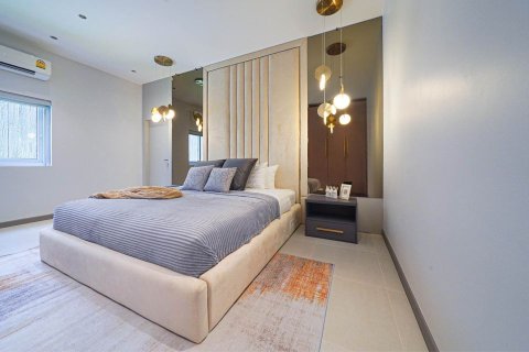 House in Pattaya, Thailand 5 bedrooms № 157717 - photo 8