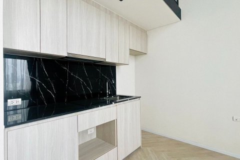 Condo in Bangkok, Thailand, 1 bedroom № 157718 - photo 10