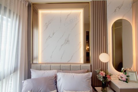 Condo in Bangkok, Thailand, 1 bedroom № 157719 - photo 2