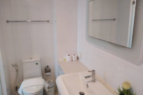 สตูดิโอในคอนโดมิเนียมในพัทยา, ประเทศไทย № 204326 - รูปถ่าย 22