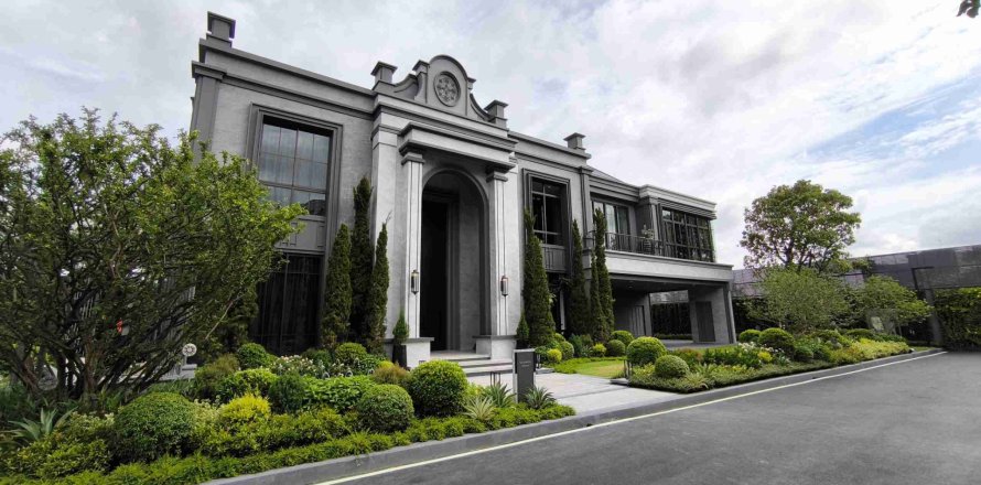 Maison à Bangkok, Thaïlande 6 chambres № 183963