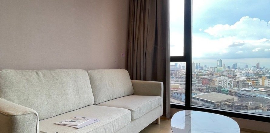 Studio dans le Condo à Din Daeng, Bangkok, Thaïlande  № 149031