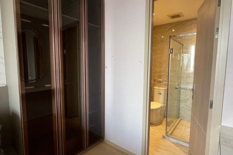 Studio dans le Condo à Din Daeng, Bangkok, Thaïlande  № 149031 - photo 18