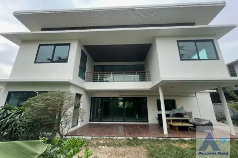 Maison à Chatuchak, Bangkok, Thaïlande 4 chambres № 215828