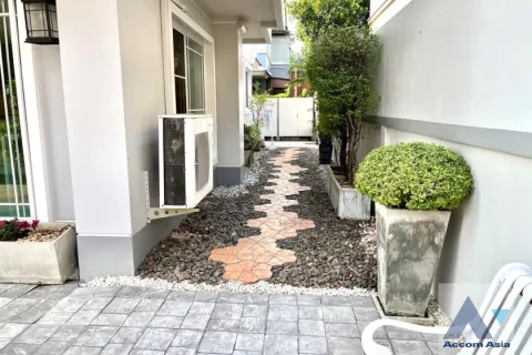 Haus in Samut Prakan, Thailand 5 Schlafzimmer № 215827 - Foto 19