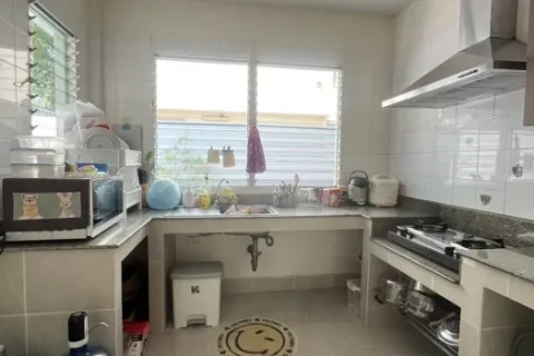 Haus in Samut Prakan, Thailand 5 Schlafzimmer № 215827 - Foto 6
