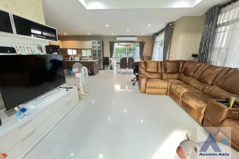 Haus in Samut Prakan, Thailand 5 Schlafzimmer № 215827 - Foto 2