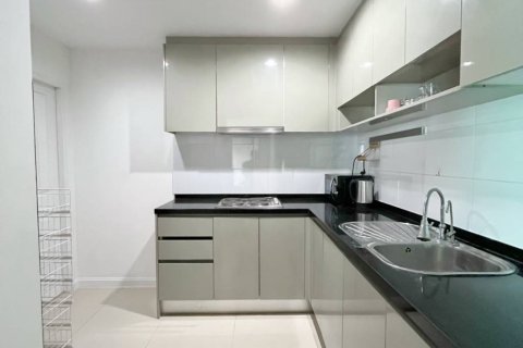 Condo à Bangkok, Thaïlande, 3 chambres № 172991 - photo 7