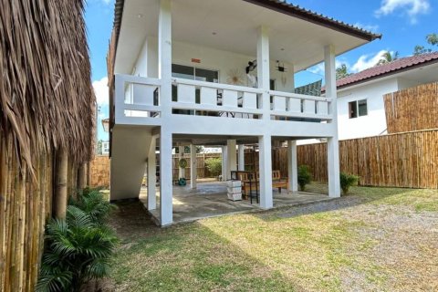 House in Surat Thani, Thailand 2 bedrooms № 172994 - photo 2