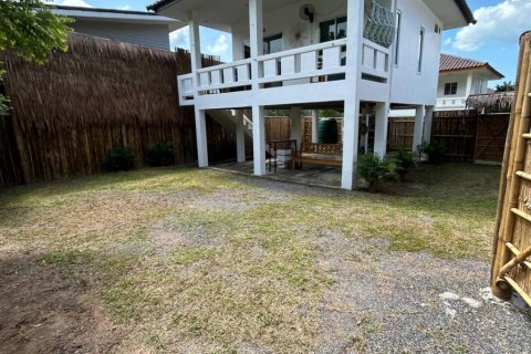 House in Surat Thani, Thailand 2 bedrooms № 172994 - photo 4