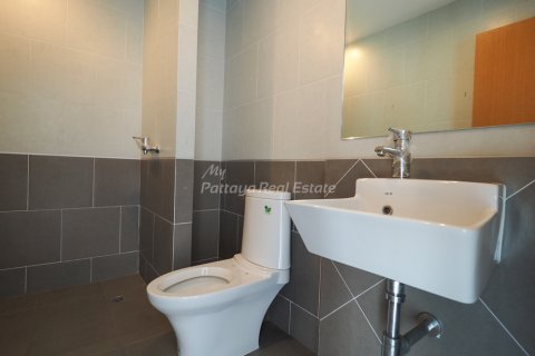 Studio in the Condo in Bang Lamung, Thailand № 205234 - photo 8