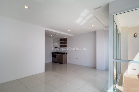 Studio in the Condo in Bang Lamung, Thailand № 205234 - photo 6
