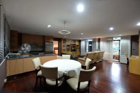 Кондоминиум с 3 спальнями в Ваттхане, Бангкок, Таиланд № 150118 - фото 1