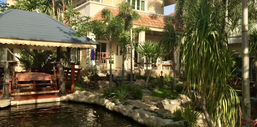 Villa à Samut Prakan, Thaïlande 4 chambres № 150115